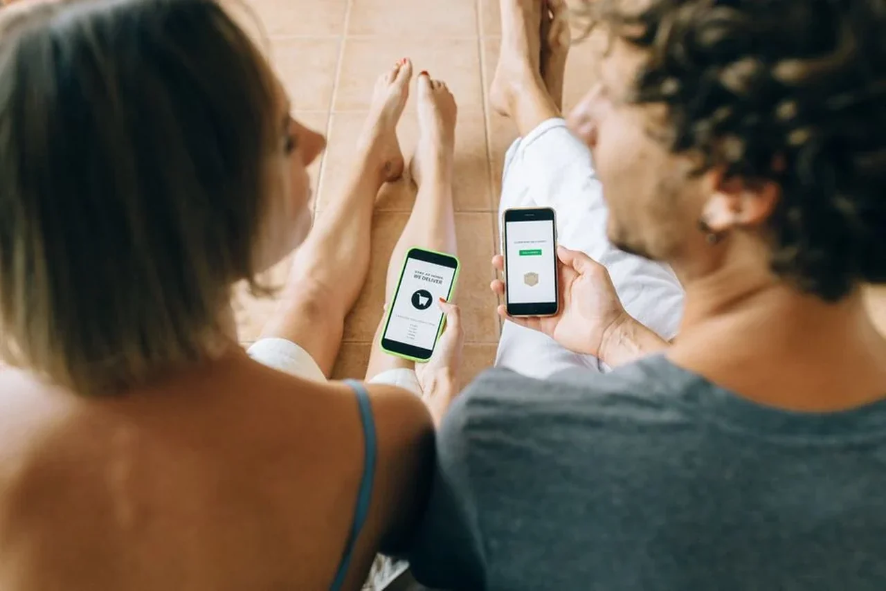 Apple ar putea introduce funcții AI avansate doar pentru abonați plătitori
