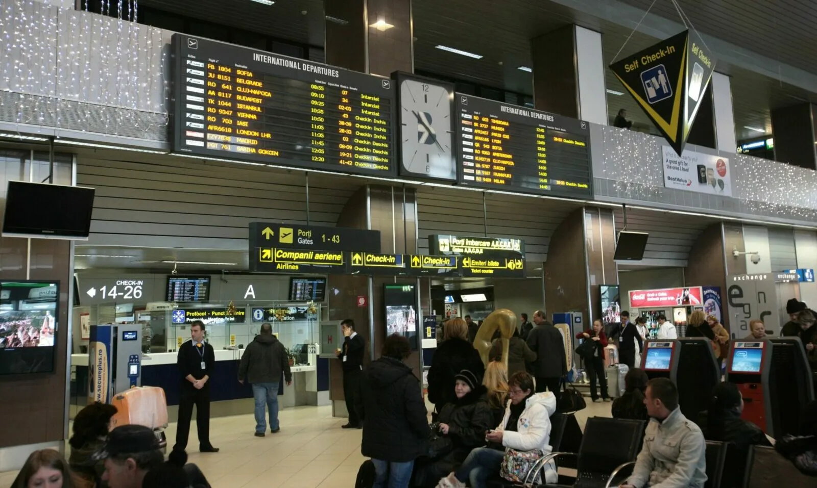 Rezumat 29 octombrie: incendiu la Otopeni, 01:15, pe culoarul dintre terminale