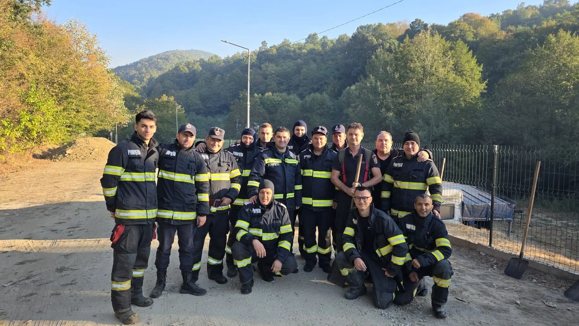 Pe scurt: Mehedinți, incendii la Orșova și Podeni, sute de ha
