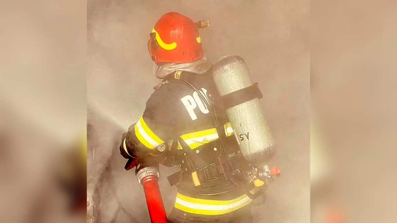 Rezumat: incendiu major de furaje la Borzești, județul Botoșani