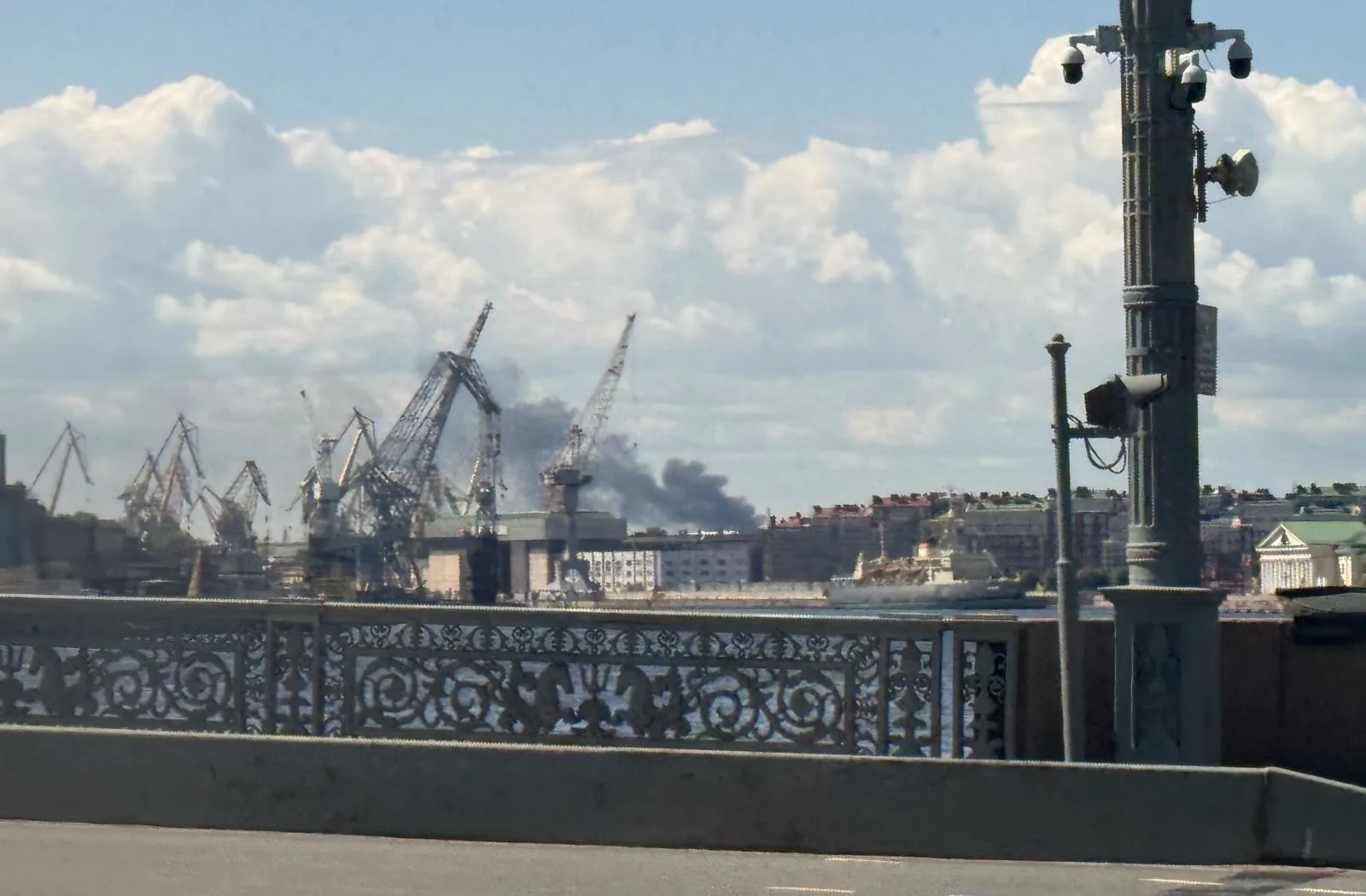 Rezumat 30 octombrie: pauză pe rafinării, foc la Samara, ton NATO